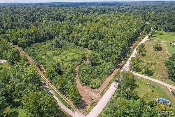 16.2 Acres of Land for Sale in Poplar Bluff, Missouri