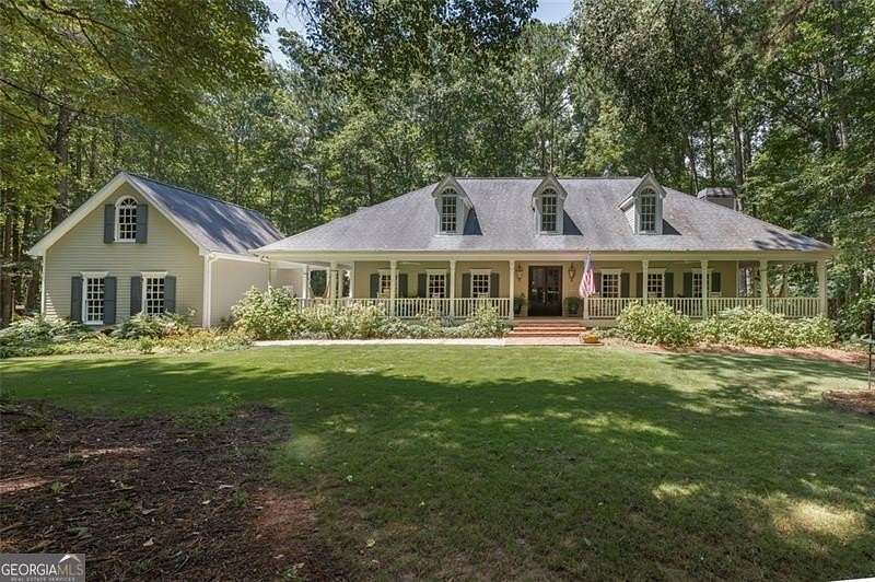 2.73 Acres of Residential Land with Home for Sale in Powder Springs, Georgia