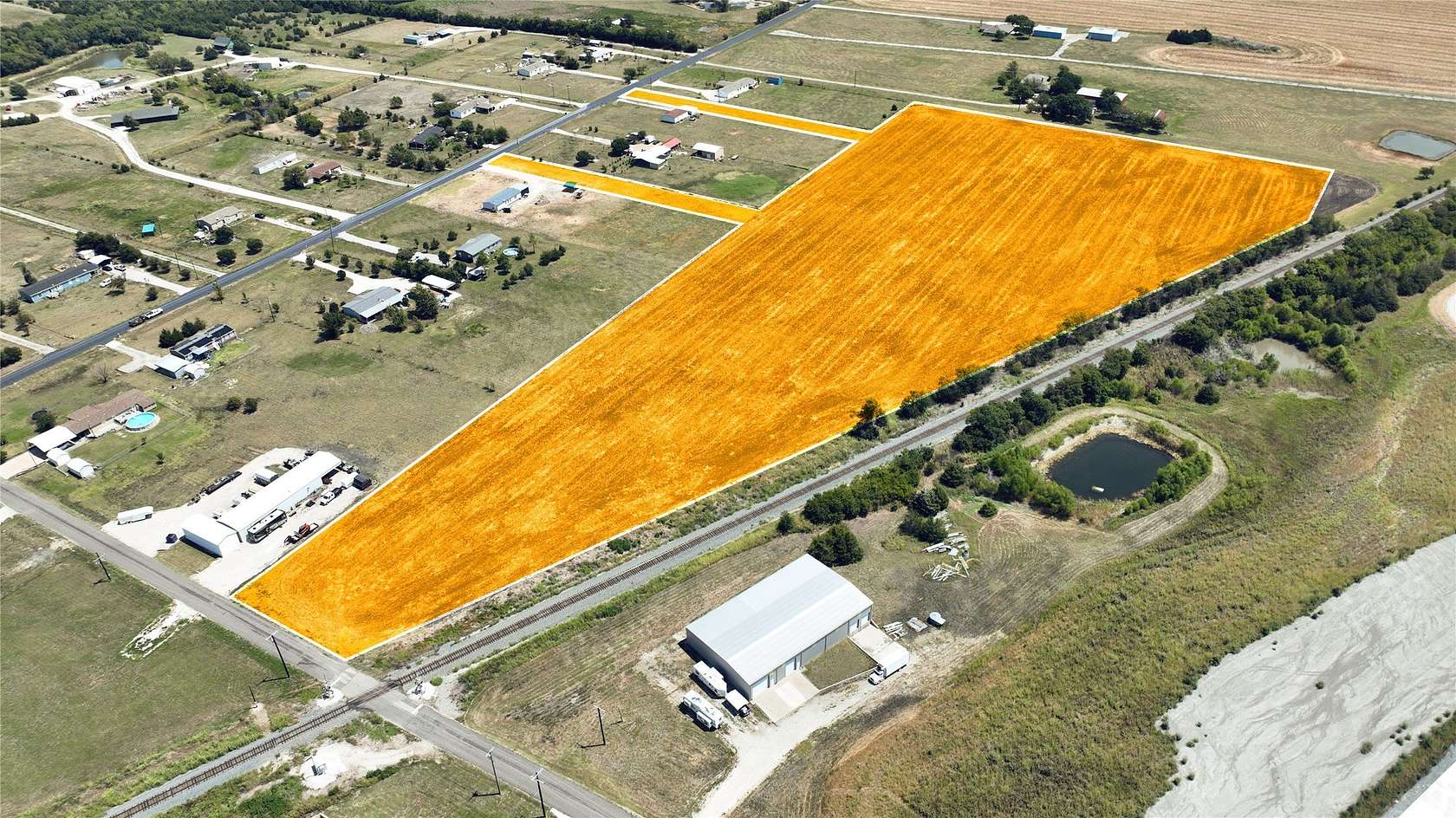 16.6 Acres of Commercial Land for Sale in Farmersville, Texas