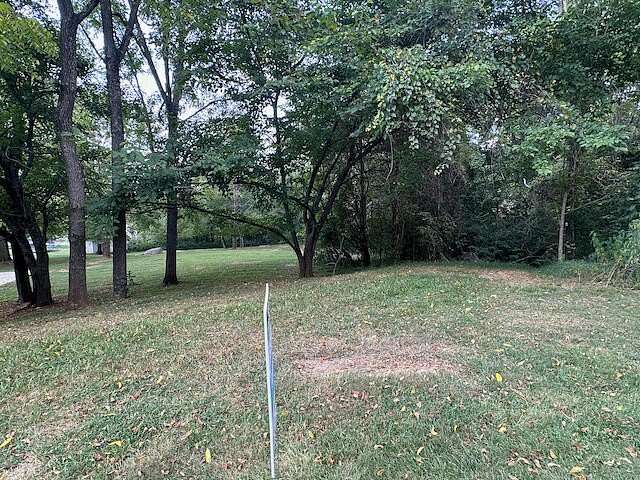 1 Acre of Residential Land for Sale in Somerset, Kentucky