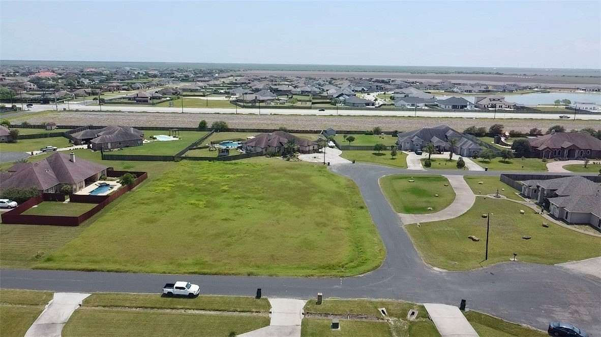 1 Acre of Residential Land for Sale in Corpus Christi, Texas