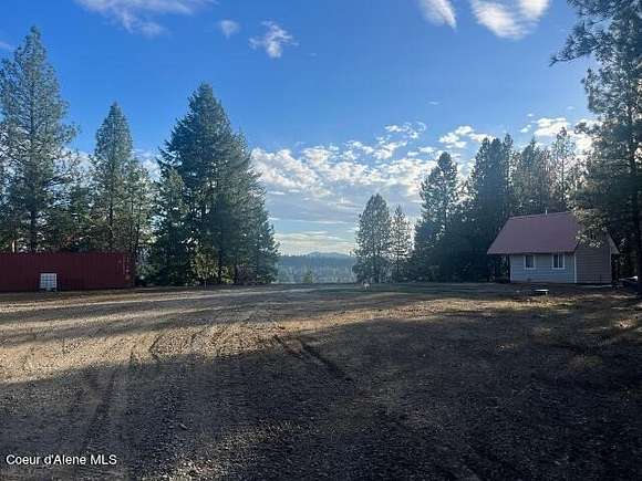 6.92 Acres of Improved Residential Land for Sale in Oldtown, Idaho