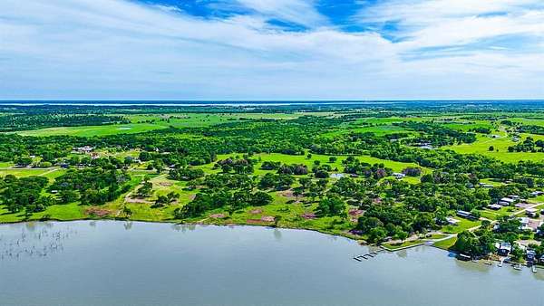 1.1 Acres of Residential Land for Sale in Corsicana, Texas