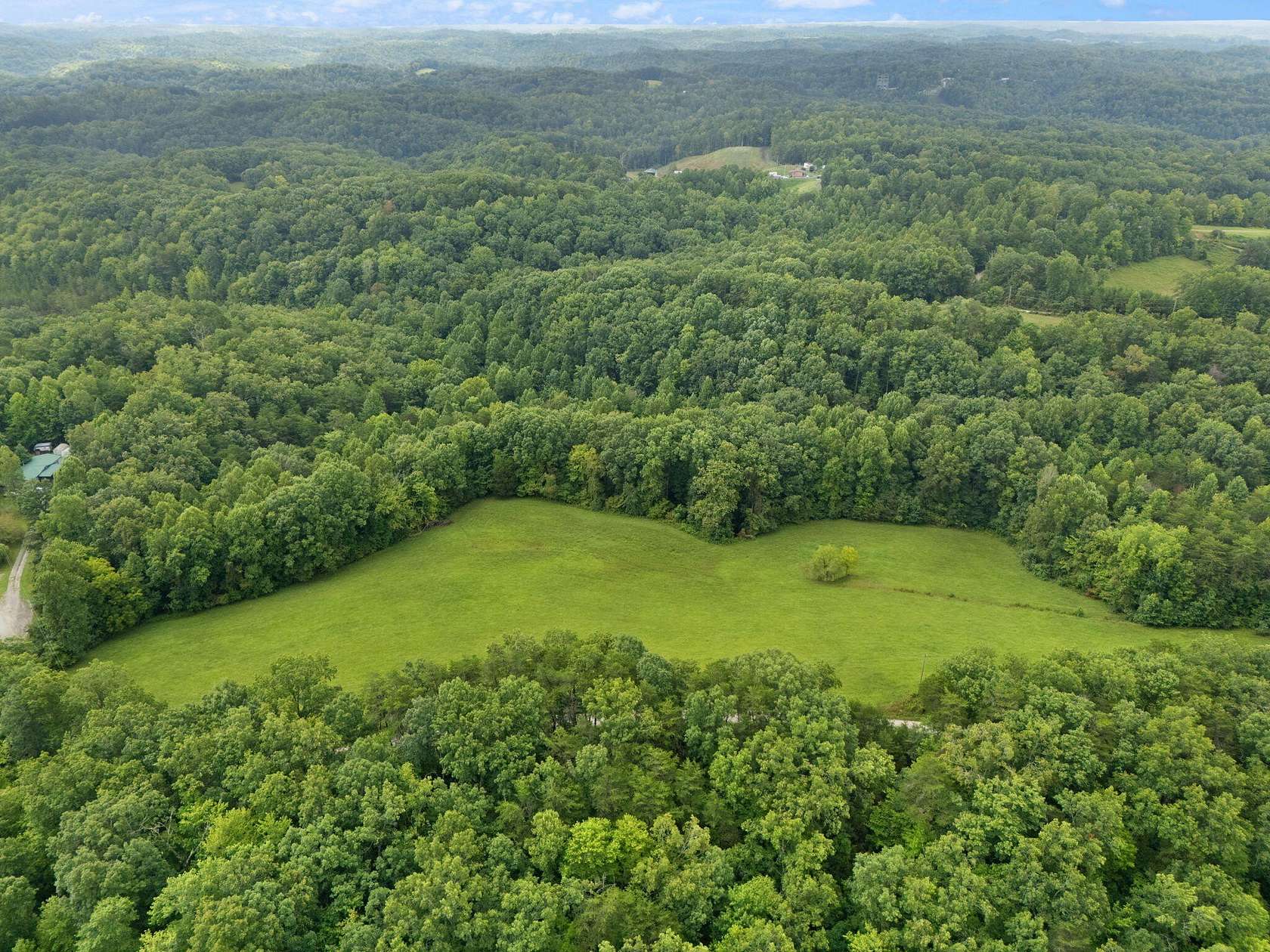 13 Acres of Land for Sale in Beattyville, Kentucky