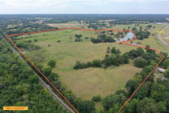 109 Acres of Agricultural Land for Sale in Mount Pleasant, Texas