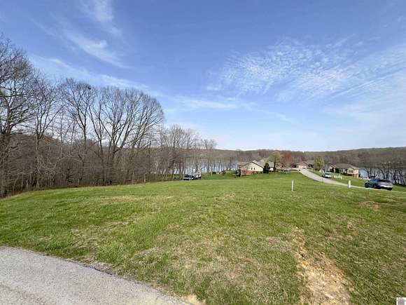 1 Acre of Residential Land for Sale in Cadiz, Kentucky