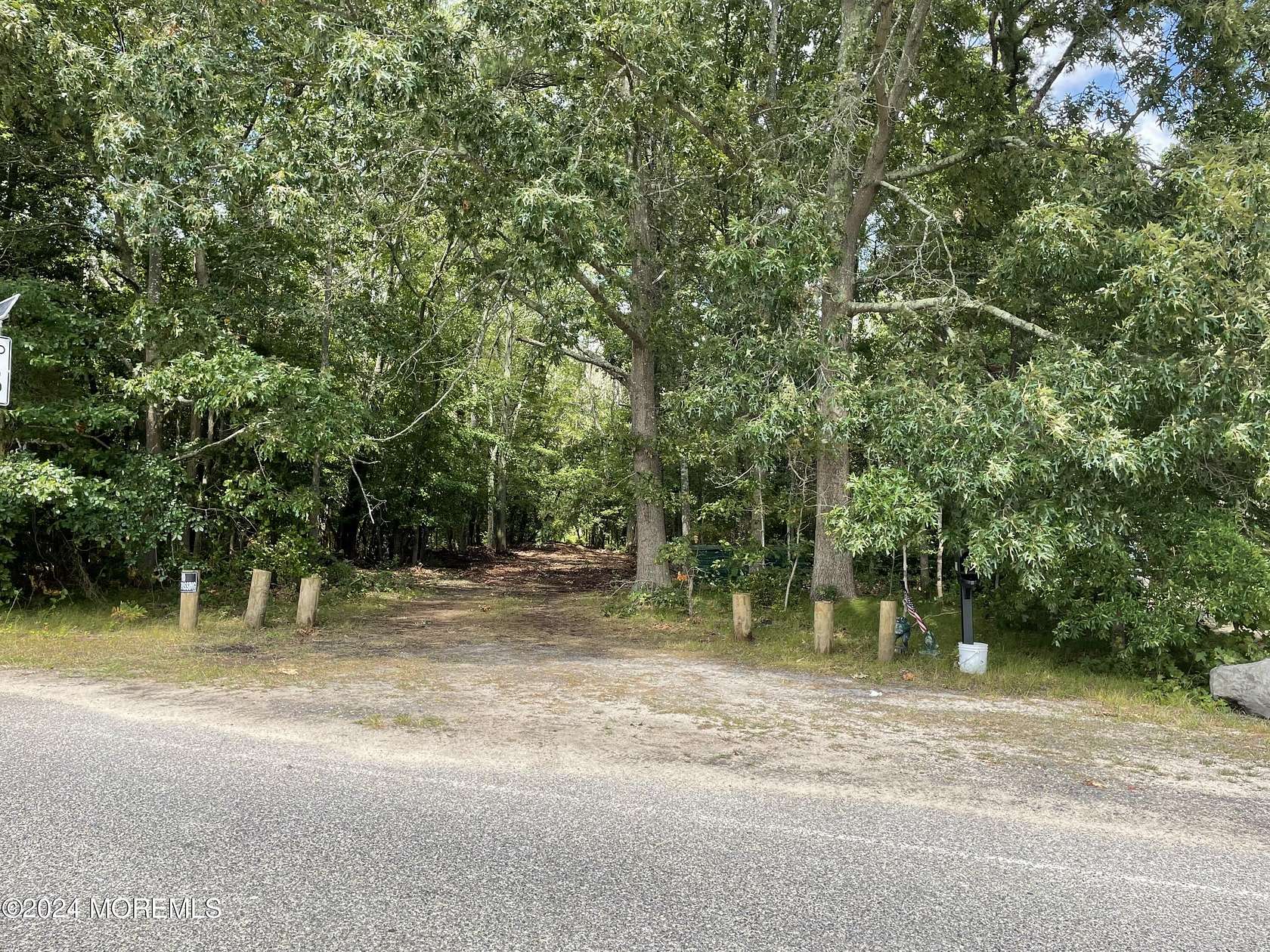 1.04 Acres of Residential Land for Sale in Bayville, New Jersey