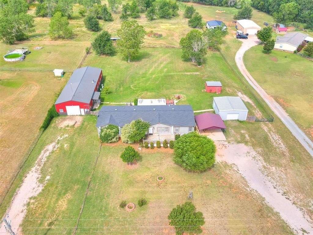 4.48 Acres of Residential Land with Home for Sale in Tuttle, Oklahoma