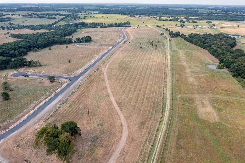 1.02 Acres of Land for Sale in Dodd City, Texas