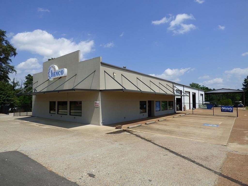 2.86 Acres of Improved Commercial Land for Sale in Nacogdoches, Texas