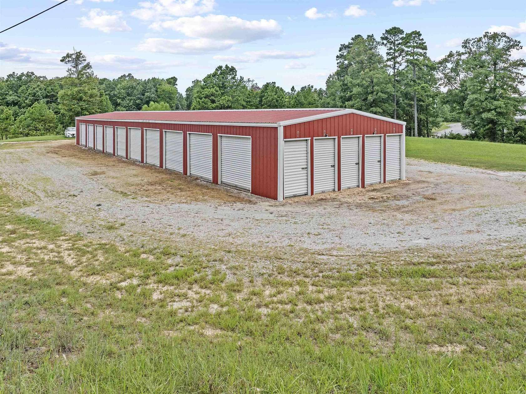 4 Acres of Improved Commercial Land for Sale in Yellville, Arkansas