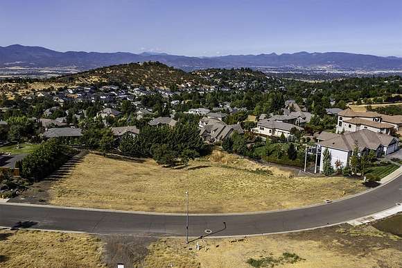 1.2 Acres of Residential Land for Sale in Medford, Oregon