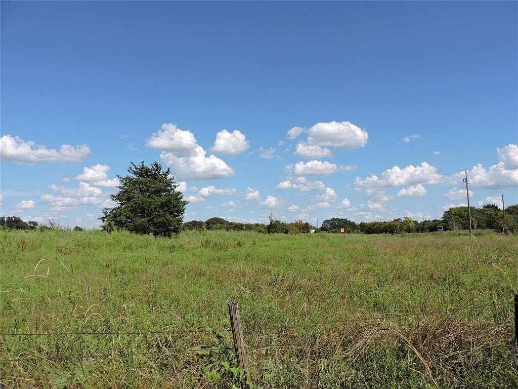 17.556 Acres of Land for Sale in Gun Barrel City, Texas