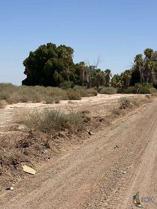 3.56 Acres of Commercial Land for Sale in Calexico, California