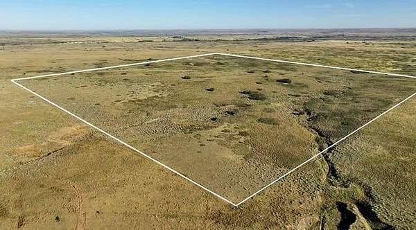 160 Acres of Land for Sale in Shamrock, Texas