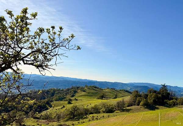 2,258 Acres of Land for Sale in Cloverdale, California