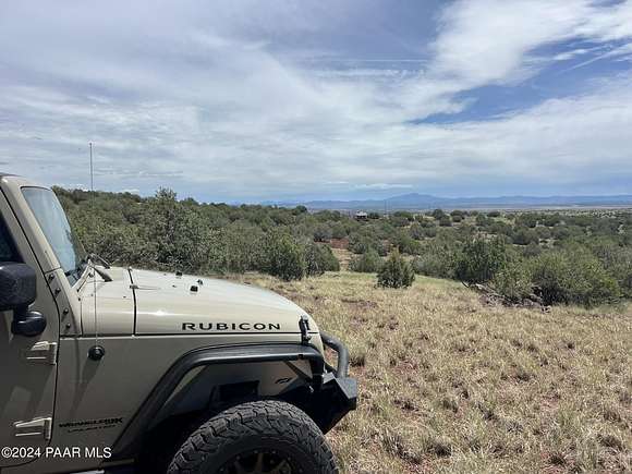 40 Acres of Land for Sale in Ash Fork, Arizona