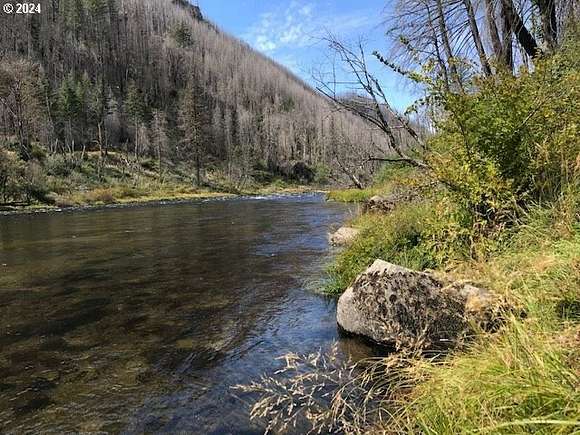 5 Acres of Residential Land for Sale in Gates, Oregon