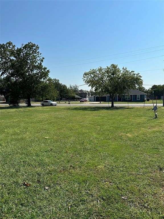 0.098 Acres of Land for Sale in Grandview, Texas