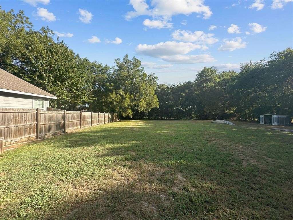 0.2 Acres of Residential Land for Sale in Whitesboro, Texas