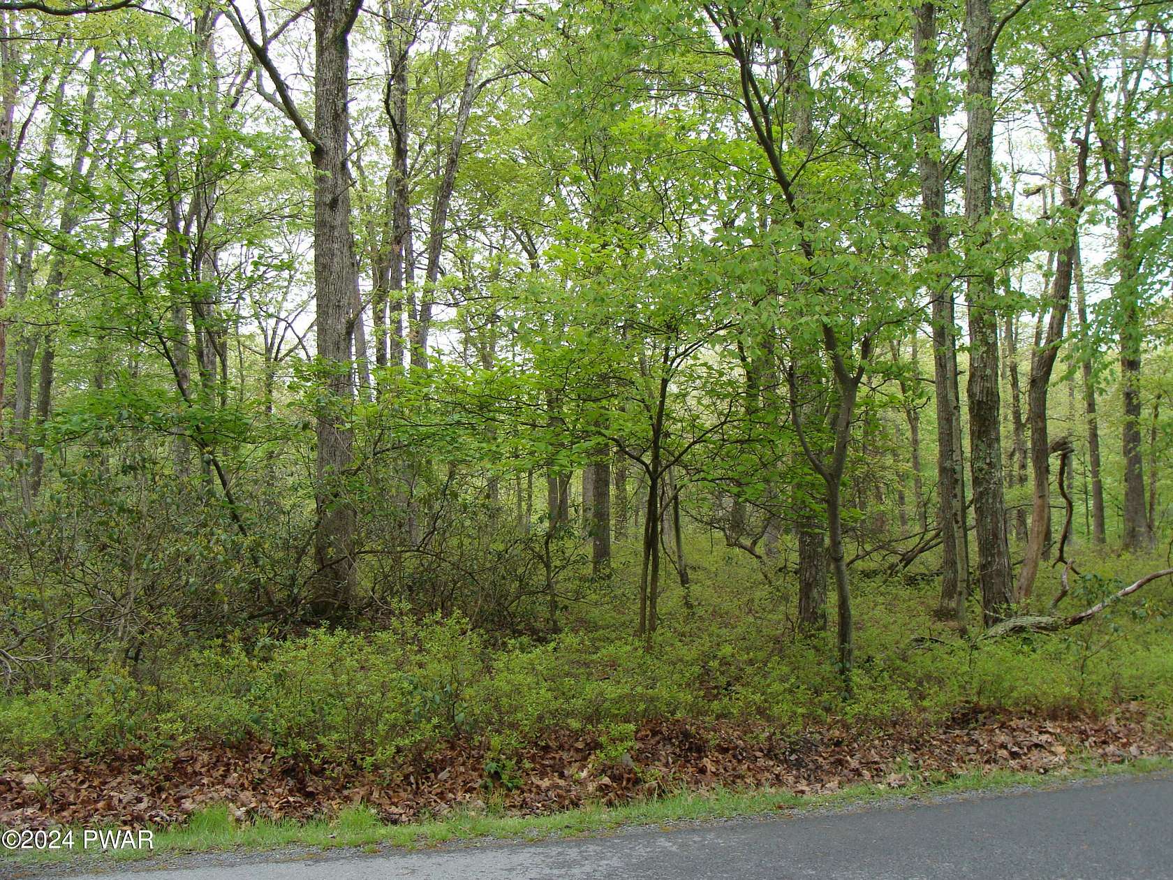 1.3 Acres of Residential Land for Sale in Milford, Pennsylvania