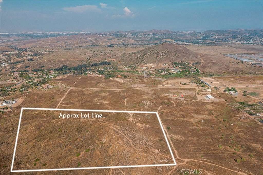 22 Acres of Agricultural Land for Sale in Lake Mathews, California