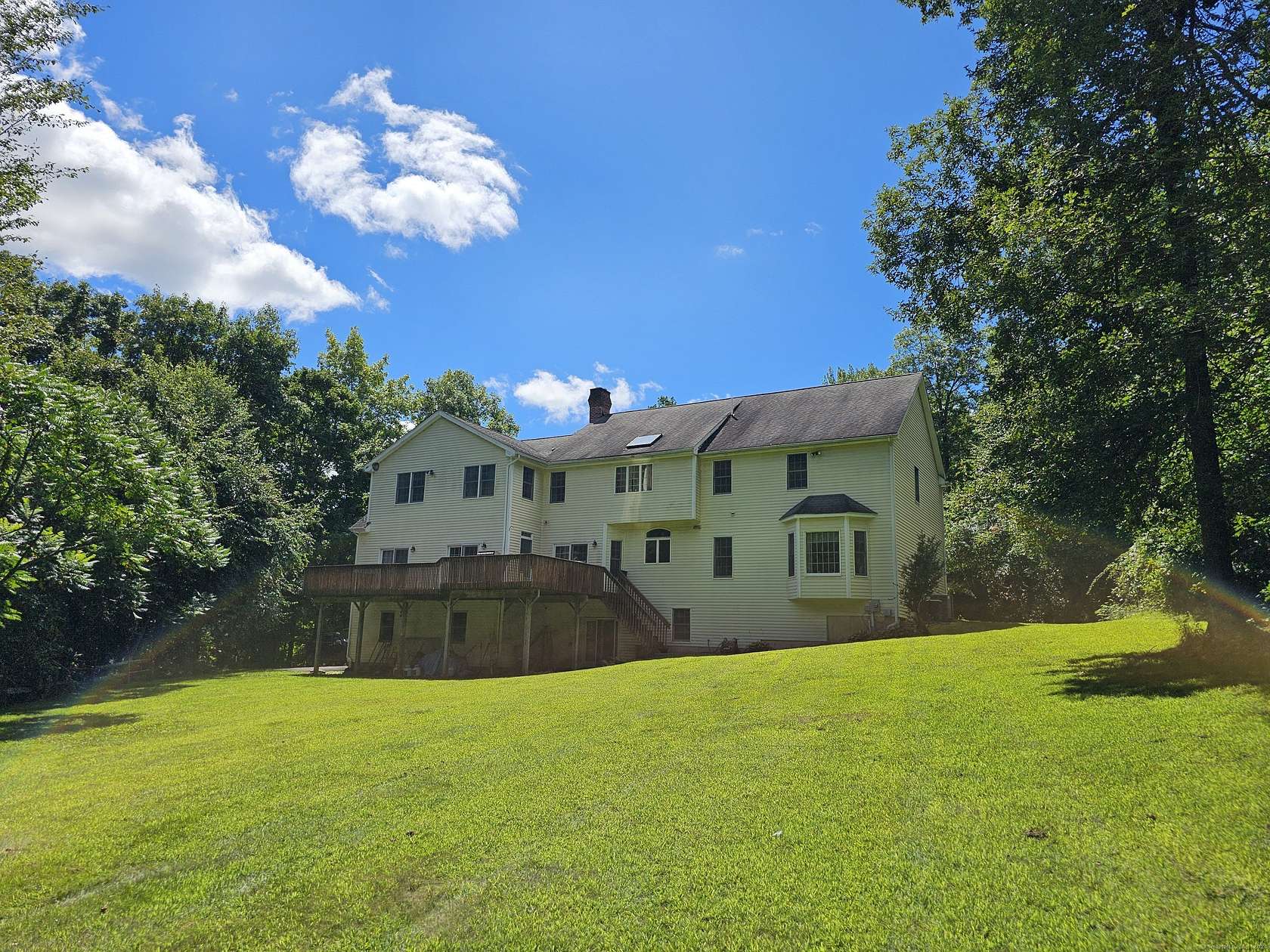 2.61 Acres of Residential Land with Home for Sale in Woodbury, Connecticut