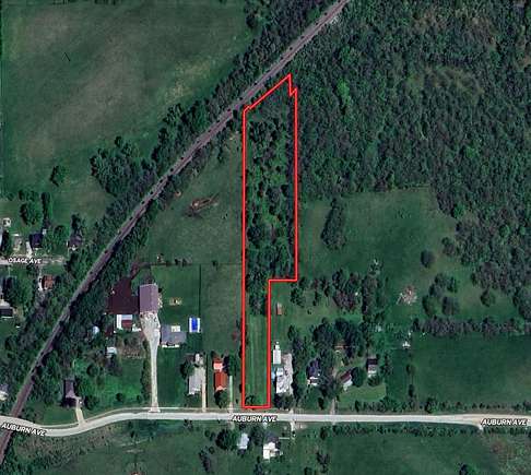 2.63 Acres of Residential Land for Sale in Chariton, Iowa