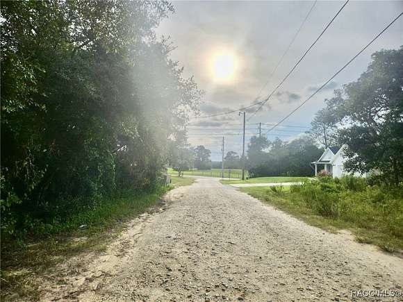 0.25 Acres of Land for Sale in Inverness, Florida