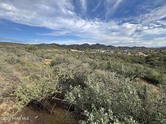 1.64 Acres of Residential Land for Sale in Dewey-Humboldt, Arizona