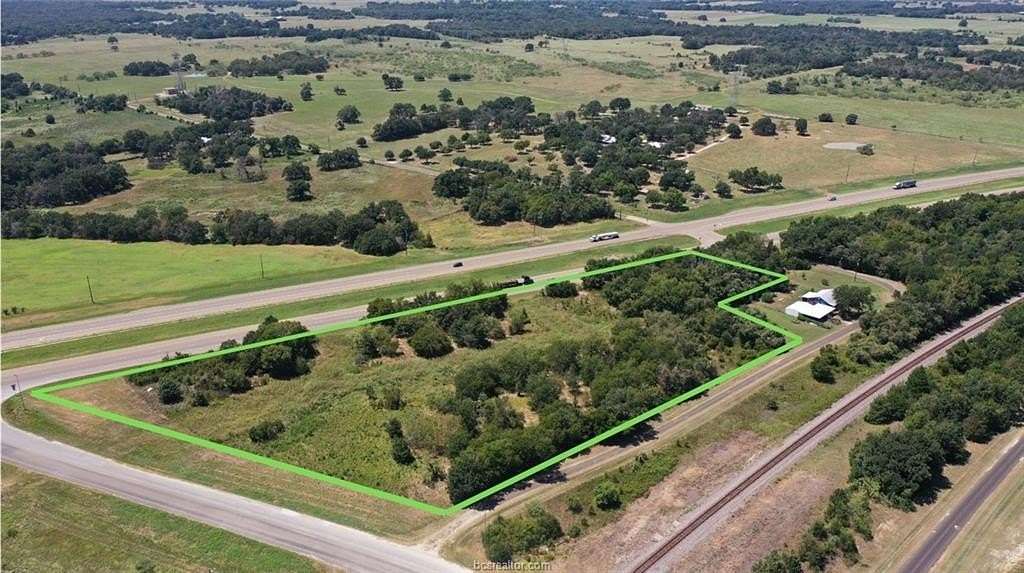 6.427 Acres of Mixed-Use Land for Sale in Bremond, Texas