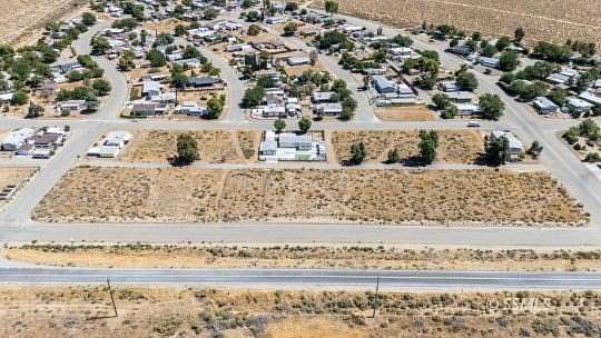 2.26 Acres of Commercial Land for Sale in Lake Isabella, California