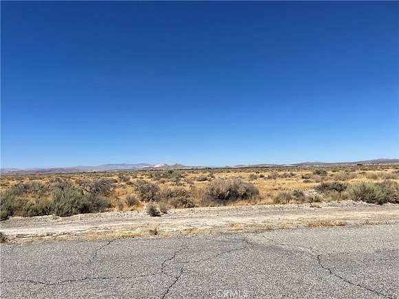 2.501 Acres of Residential Land for Sale in Rosamond, California