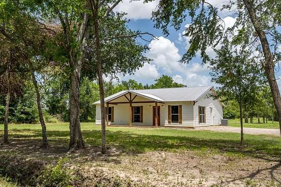 1.1 Acres of Residential Land with Home for Sale in Mabank, Texas