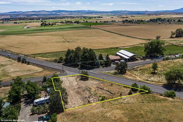 0.42 Acres of Residential Land for Sale in Madras, Oregon