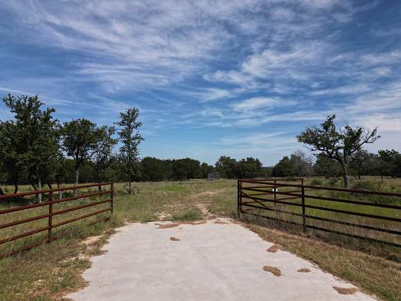 25 Acres of Agricultural Land for Sale in Briggs, Texas