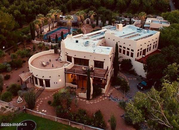 2.55 Acres of Residential Land with Home for Sale in Las Cruces, New Mexico