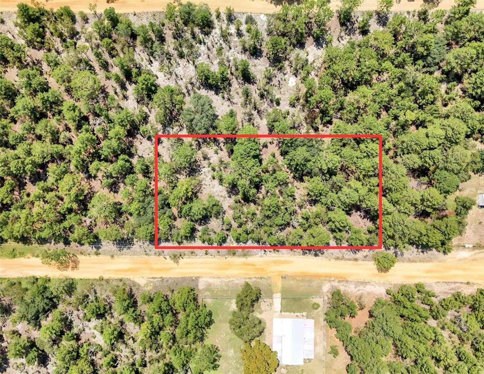 0.92 Acres of Residential Land for Sale in Interlachen, Florida