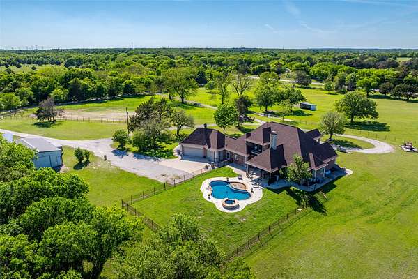 10 Acres of Land with Home for Sale in Decatur, Texas