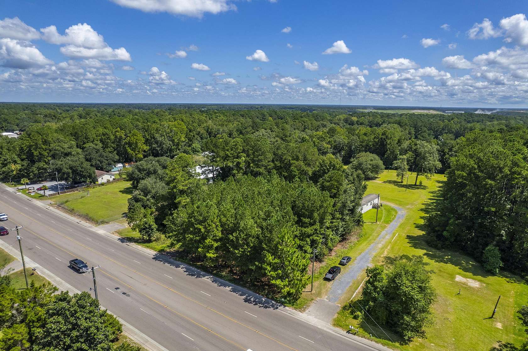 1 Acre of Residential Land for Sale in Moncks Corner, South Carolina