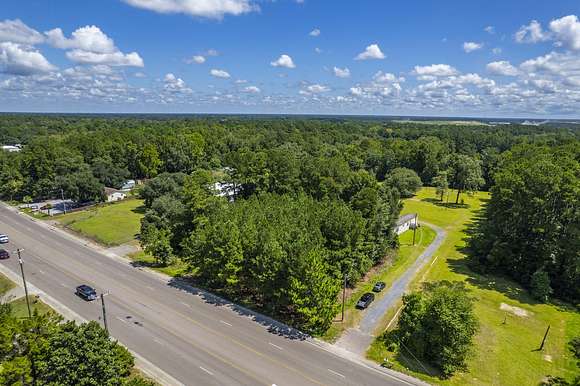 1 Acre of Residential Land for Sale in Moncks Corner, South Carolina