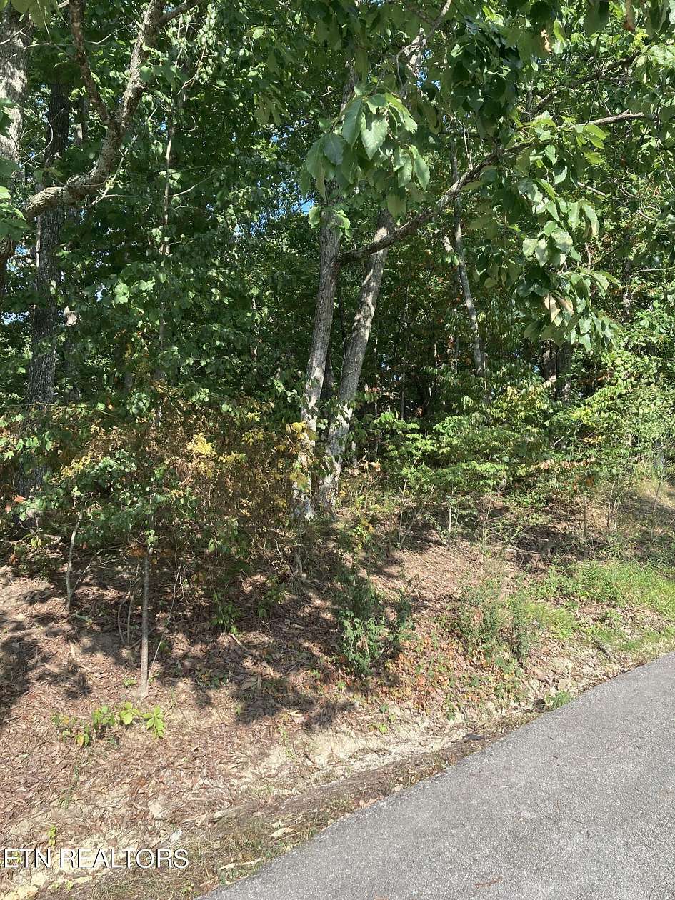 0.31 Acres of Residential Land for Sale in Crossville, Tennessee