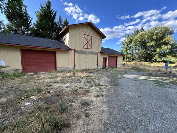 4.93 Acres of Residential Land for Sale in Williams, Oregon