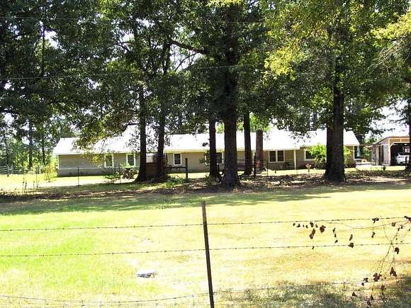 3.99 Acres of Residential Land with Home for Sale in Ashdown, Arkansas