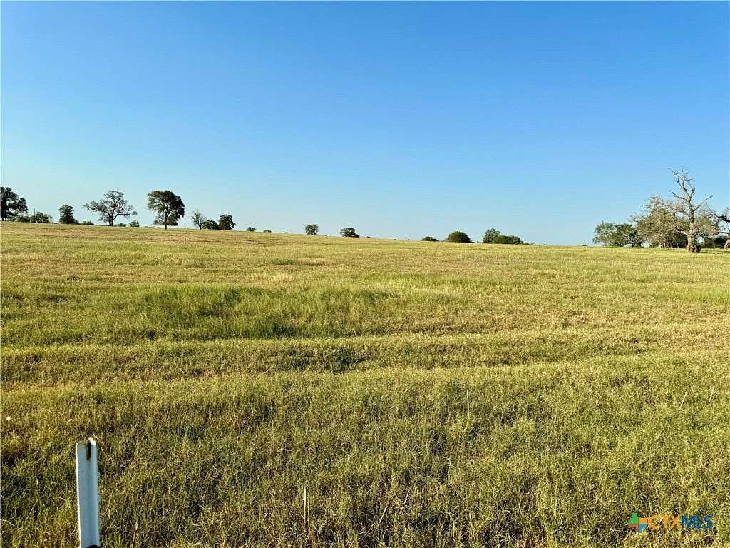 2.11 Acres of Residential Land for Sale in Luling, Texas