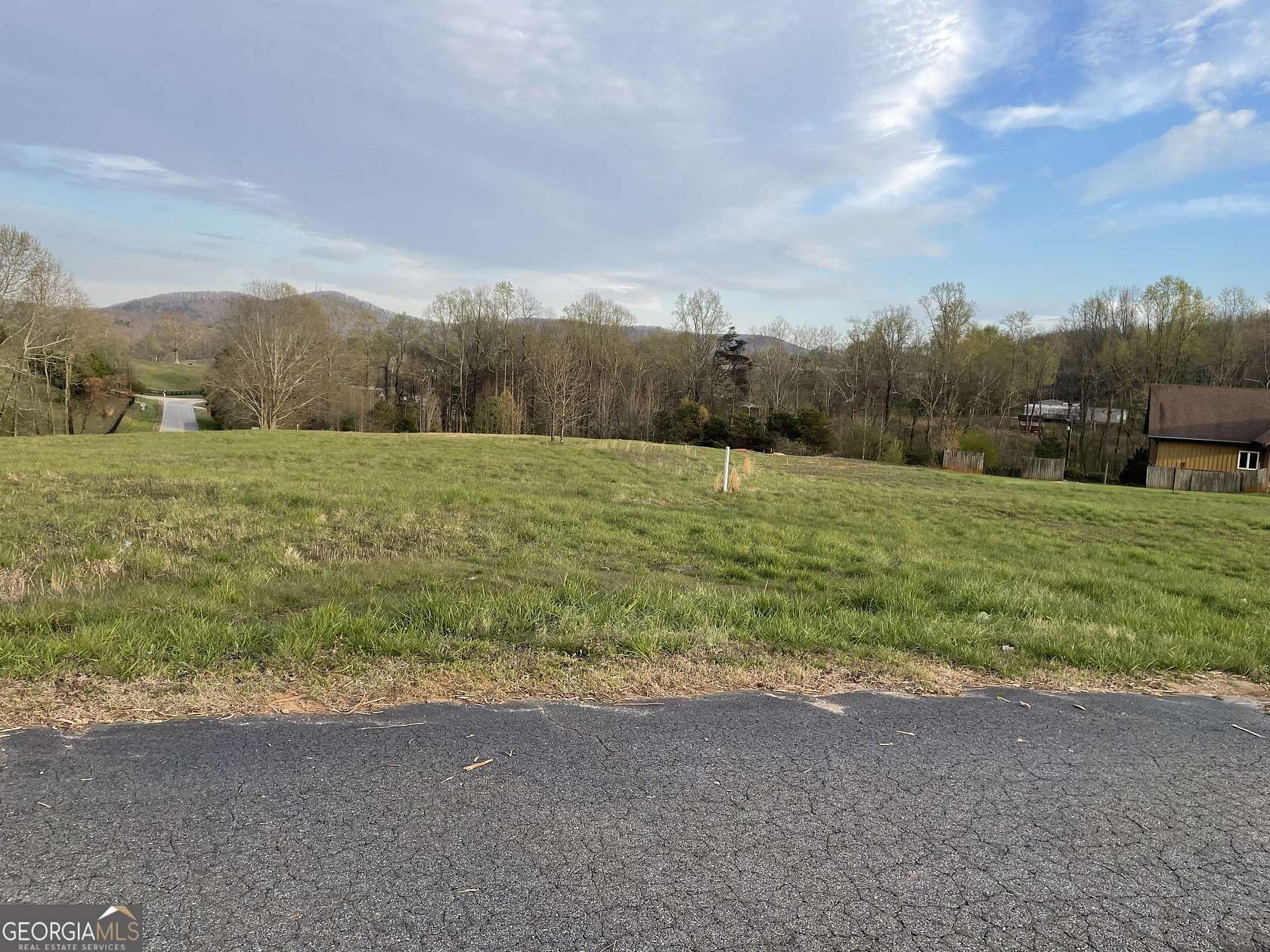 0.992 Acres of Commercial Land for Sale in Cleveland, Georgia