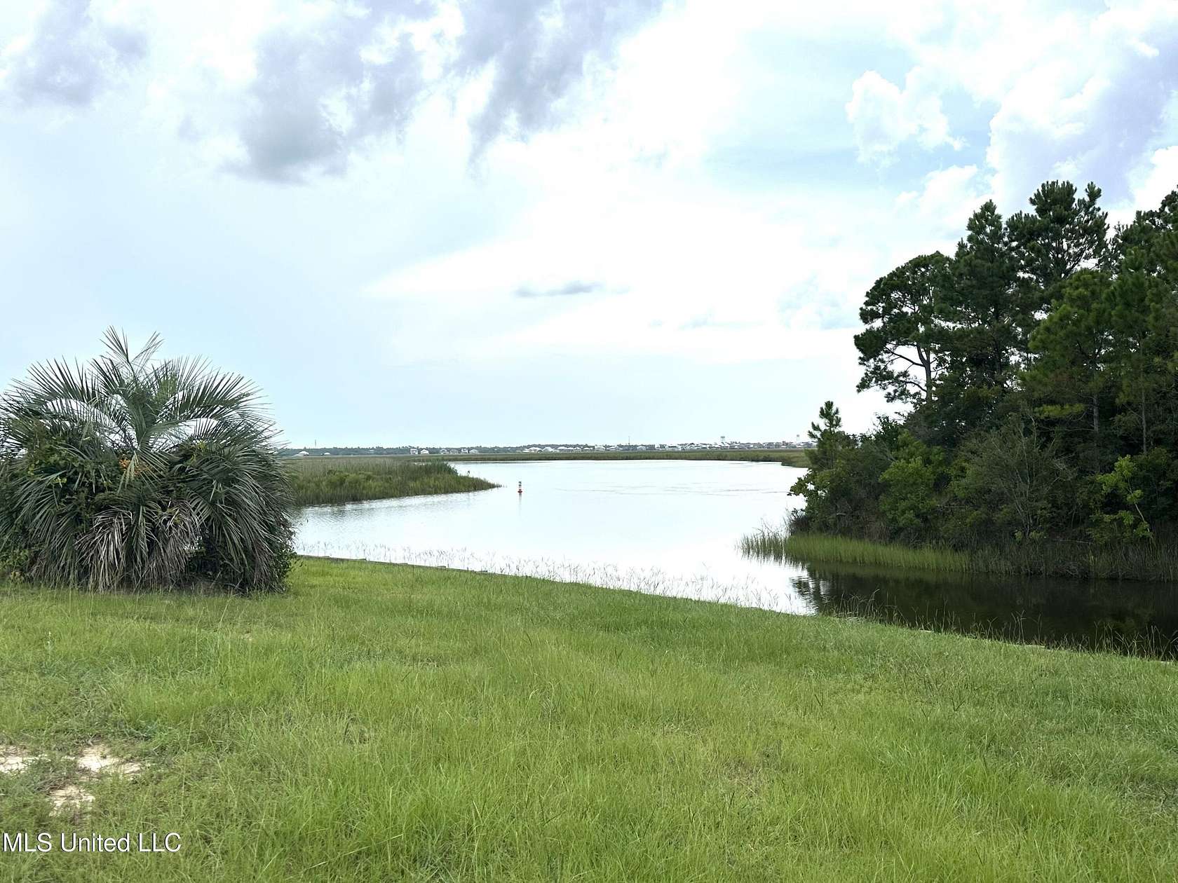 0.59 Acres of Residential Land for Sale in Diamondhead, Mississippi