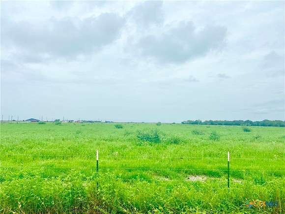 2 Acres of Residential Land for Sale in Ganado, Texas