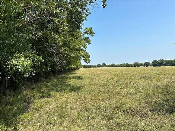 20.94 Acres of Agricultural Land for Sale in Clarksville, Texas