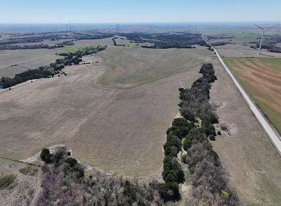 80 Acres of Agricultural Land for Sale in Minco, Oklahoma